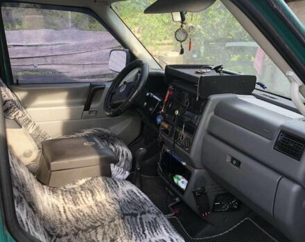 Зеленый Фольксваген Transporter, объемом двигателя 2.5 л и пробегом 332 тыс. км за 6500 $, фото 2 на Automoto.ua