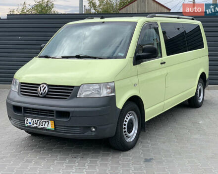 Зеленый Фольксваген Transporter, объемом двигателя 2.5 л и пробегом 250 тыс. км за 8000 $, фото 1 на Automoto.ua