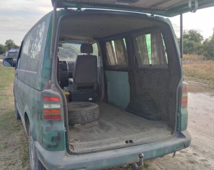 Зеленый Фольксваген Transporter, объемом двигателя 2.5 л и пробегом 400 тыс. км за 4900 $, фото 3 на Automoto.ua