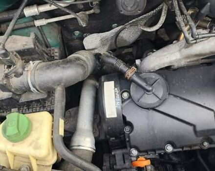 Зеленый Фольксваген Transporter, объемом двигателя 1.9 л и пробегом 340 тыс. км за 9200 $, фото 11 на Automoto.ua