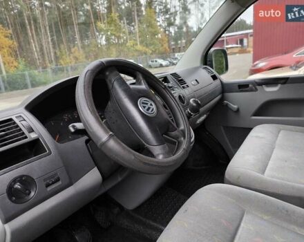 Зеленый Фольксваген Transporter, объемом двигателя 1.9 л и пробегом 303 тыс. км за 7500 $, фото 4 на Automoto.ua