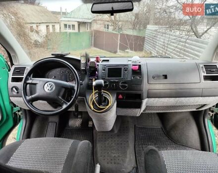 Зелений Фольксваген Transporter, об'ємом двигуна 2.46 л та пробігом 285 тис. км за 8700 $, фото 11 на Automoto.ua