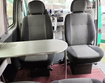 Зелений Фольксваген Transporter, об'ємом двигуна 2.46 л та пробігом 285 тис. км за 8700 $, фото 9 на Automoto.ua