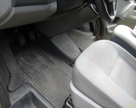 Зеленый Фольксваген Transporter, объемом двигателя 1.9 л и пробегом 196 тыс. км за 3300 $, фото 2 на Automoto.ua