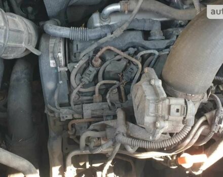 Зелений Фольксваген Transporter, об'ємом двигуна 2 л та пробігом 345 тис. км за 13500 $, фото 14 на Automoto.ua