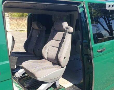 Зелений Фольксваген Transporter, об'ємом двигуна 2 л та пробігом 345 тис. км за 13500 $, фото 7 на Automoto.ua