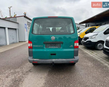 Зелений Фольксваген Transporter, об'ємом двигуна 2 л та пробігом 311 тис. км за 15000 $, фото 19 на Automoto.ua