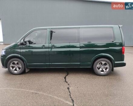 Зеленый Фольксваген Transporter, объемом двигателя 2 л и пробегом 302 тыс. км за 19500 $, фото 5 на Automoto.ua