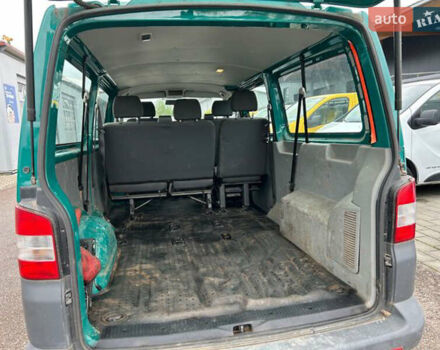 Зелений Фольксваген Transporter, об'ємом двигуна 2 л та пробігом 311 тис. км за 15000 $, фото 13 на Automoto.ua