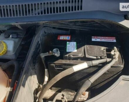 Зелений Фольксваген Transporter, об'ємом двигуна 2 л та пробігом 345 тис. км за 13500 $, фото 15 на Automoto.ua