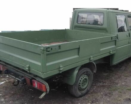 Зелений Фольксваген Transporter, об'ємом двигуна 1.9 л та пробігом 170 тис. км за 3200 $, фото 4 на Automoto.ua