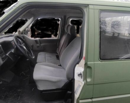Зелений Фольксваген Transporter, об'ємом двигуна 1.9 л та пробігом 170 тис. км за 3200 $, фото 5 на Automoto.ua