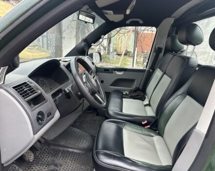 Зелений Фольксваген Transporter, об'ємом двигуна 2.5 л та пробігом 201 тис. км за 12200 $, фото 3 на Automoto.ua