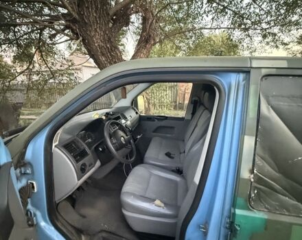 Зеленый Фольксваген Transporter, объемом двигателя 0 л и пробегом 300 тыс. км за 5200 $, фото 4 на Automoto.ua