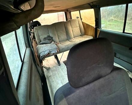 Зеленый Фольксваген Transporter, объемом двигателя 2.4 л и пробегом 537 тыс. км за 4000 $, фото 4 на Automoto.ua