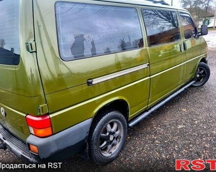 Зеленый Фольксваген Transporter, объемом двигателя 2.5 л и пробегом 300 тыс. км за 6900 $, фото 5 на Automoto.ua