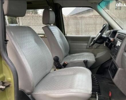 Фольксваген Transporter 2003 в Киеве на Automoto.ua Зеленый Фольксваген Transporter, объемом двигателя 0 л и пробегом 270 тыс. км за 2250 $, фото 6 на Automoto.ua