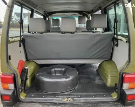 Фольксваген Transporter 2003 в Киеве на Automoto.ua Зеленый Фольксваген Transporter, объемом двигателя 0 л и пробегом 270 тыс. км за 2250 $, фото 9 на Automoto.ua