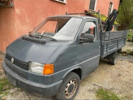 Зеленый Фольксваген Transporter, объемом двигателя 1.9 л и пробегом 168 тыс. км за 2746 $, фото 1 на Automoto.ua