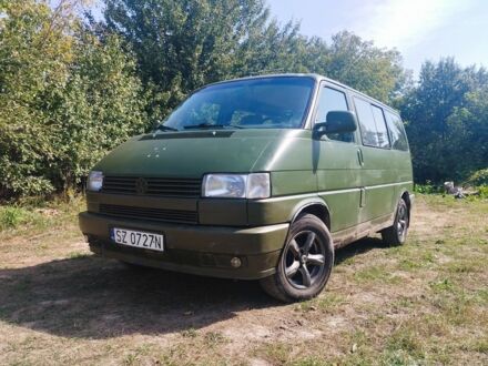 Зеленый Фольксваген Transporter, объемом двигателя 0 л и пробегом 429 тыс. км за 130000 $, фото 1 на Automoto.ua