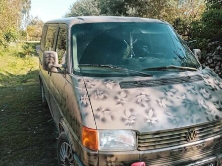 Фольксваген Transporter 1995 в Самборе на Automoto.ua Зеленый Фольксваген Transporter, объемом двигателя 0 л и пробегом 420 тыс. км за 2600 $, фото 1 на Automoto.ua