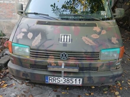 Зеленый Фольксваген Transporter, объемом двигателя 0 л и пробегом 440 тыс. км за 2613 $, фото 1 на Automoto.ua