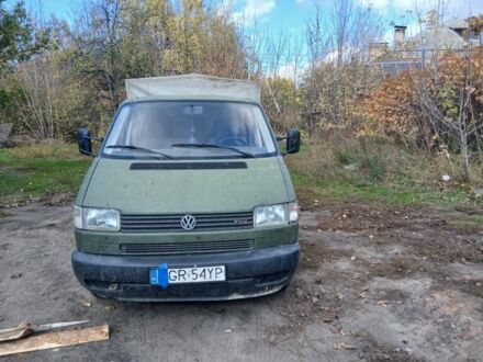 Зелений Фольксваген Transporter, об'ємом двигуна 2.4 л та пробігом 260 тис. км за 3500 $, фото 1 на Automoto.ua