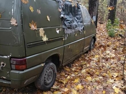 Фольксваген Transporter 1997 у Сумах на Automoto.ua Зелений Фольксваген Transporter, об'ємом двигуна 2.4 л та пробігом 3 тис. км за 1076 $, фото 1 на Automoto.ua