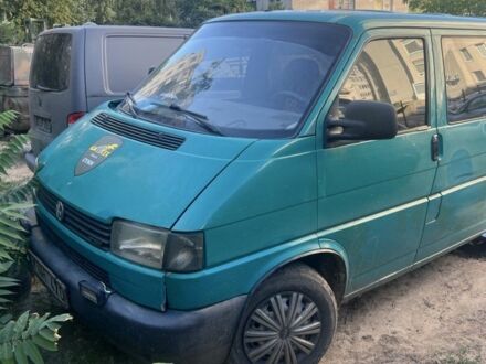 Зелений Фольксваген Transporter, об'ємом двигуна 2.5 л та пробігом 350 тис. км за 3400 $, фото 1 на Automoto.ua