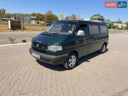 Зеленый Фольксваген Transporter, объемом двигателя 2.5 л и пробегом 370 тыс. км за 7250 $, фото 1 на Automoto.ua