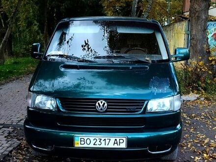 Зеленый Фольксваген Transporter, объемом двигателя 2.5 л и пробегом 387 тыс. км за 6250 $, фото 1 на Automoto.ua