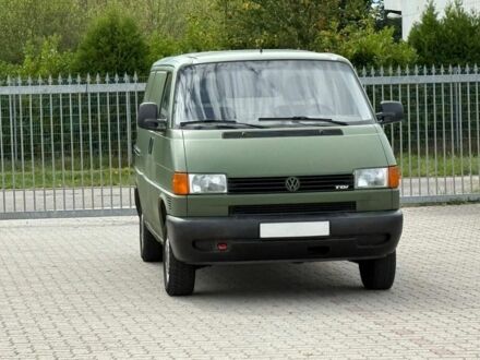 Зелений Фольксваген Transporter, об'ємом двигуна 0 л та пробігом 280 тис. км за 3100 $, фото 1 на Automoto.ua