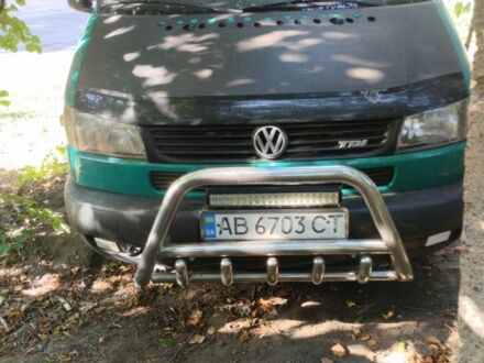 Зеленый Фольксваген Transporter, объемом двигателя 2.5 л и пробегом 332 тыс. км за 6500 $, фото 1 на Automoto.ua