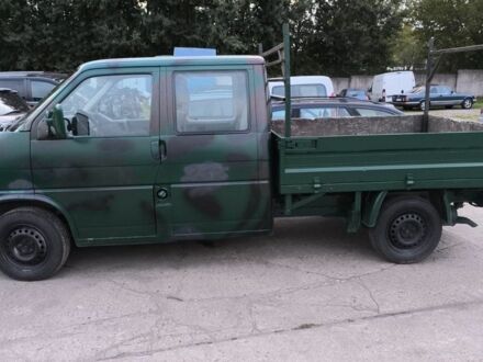 Зеленый Фольксваген Transporter, объемом двигателя 2.4 л и пробегом 216 тыс. км за 4100 $, фото 1 на Automoto.ua