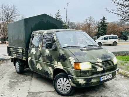 Зеленый Фольксваген Transporter, объемом двигателя 2.4 л и пробегом 250 тыс. км за 4250 $, фото 1 на Automoto.ua
