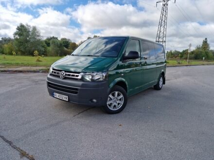Зелений Фольксваген Transporter, об'ємом двигуна 2 л та пробігом 247 тис. км за 13800 $, фото 1 на Automoto.ua
