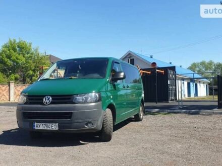 Зелений Фольксваген Transporter, об'ємом двигуна 2 л та пробігом 345 тис. км за 13500 $, фото 1 на Automoto.ua