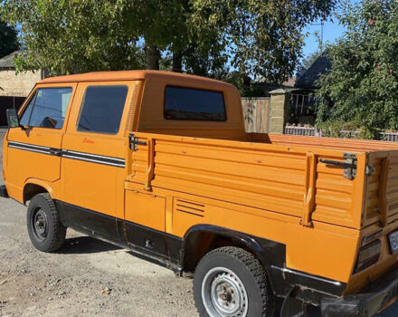 Помаранчевий Фольксваген Transporter, об'ємом двигуна 1.9 л та пробігом 41 тис. км за 4500 $, фото 4 на Automoto.ua