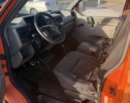 Оранжевый Фольксваген Transporter, объемом двигателя 2.4 л и пробегом 770 тыс. км за 2200 $, фото 8 на Automoto.ua