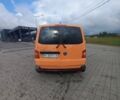 Оранжевый Фольксваген Transporter, объемом двигателя 2 л и пробегом 280 тыс. км за 7100 $, фото 2 на Automoto.ua
