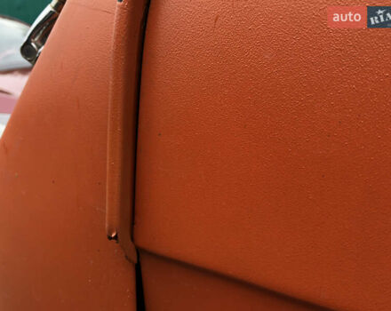 Оранжевый Фольксваген Transporter, объемом двигателя 1.6 л и пробегом 450 тыс. км за 2500 $, фото 1 на Automoto.ua