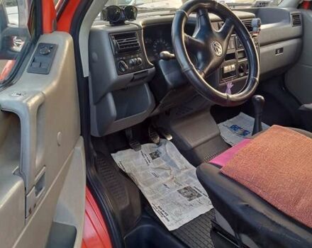 Оранжевый Фольксваген Transporter, объемом двигателя 1.9 л и пробегом 370 тыс. км за 6300 $, фото 5 на Automoto.ua