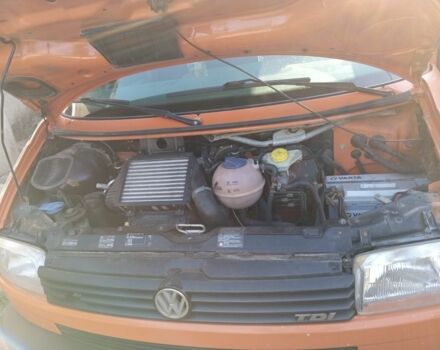 Оранжевый Фольксваген Transporter, объемом двигателя 0 л и пробегом 615 тыс. км за 4800 $, фото 3 на Automoto.ua