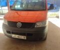 Оранжевый Фольксваген Transporter, объемом двигателя 1.9 л и пробегом 280 тыс. км за 9700 $, фото 1 на Automoto.ua