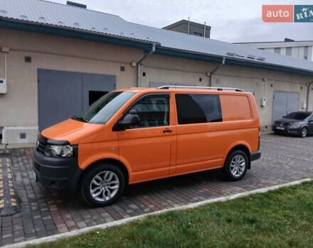 Оранжевый Фольксваген Transporter, объемом двигателя 1.97 л и пробегом 258 тыс. км за 15500 $, фото 2 на Automoto.ua