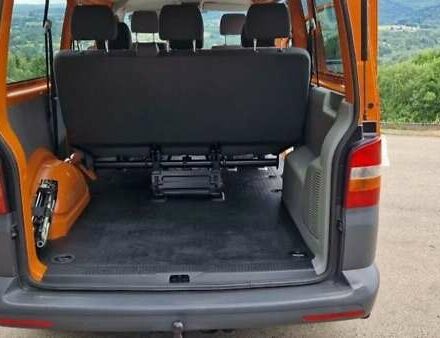 Оранжевый Фольксваген Transporter, объемом двигателя 2 л и пробегом 272 тыс. км за 9000 $, фото 19 на Automoto.ua