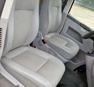 Оранжевый Фольксваген Transporter, объемом двигателя 2 л и пробегом 272 тыс. км за 9000 $, фото 14 на Automoto.ua