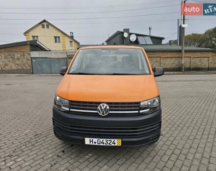 Помаранчевий Фольксваген Transporter, об'ємом двигуна 2 л та пробігом 192 тис. км за 26500 $, фото 2 на Automoto.ua