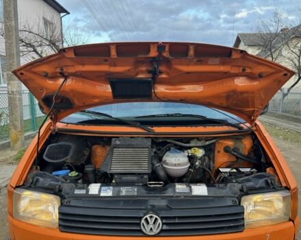 Оранжевый Фольксваген Transporter, объемом двигателя 2.5 л и пробегом 305 тыс. км за 3700 $, фото 14 на Automoto.ua