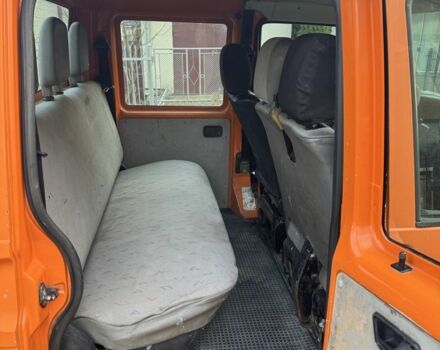Оранжевый Фольксваген Transporter, объемом двигателя 2.5 л и пробегом 305 тыс. км за 3700 $, фото 8 на Automoto.ua